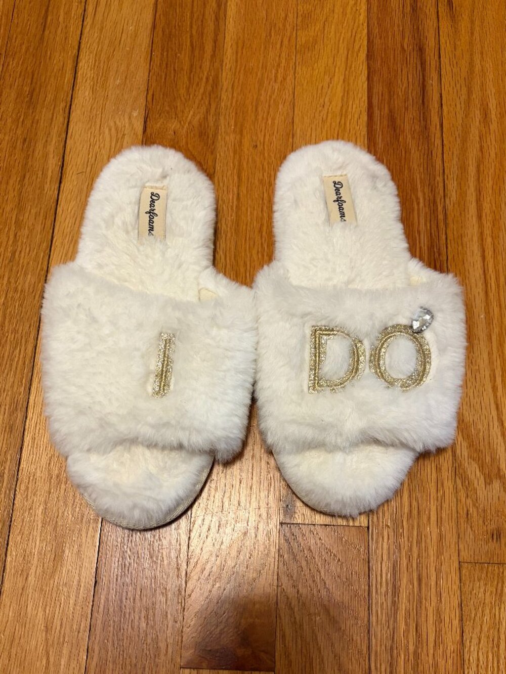 "I DO" Dearfoams Slippers, Size M (7-8)
